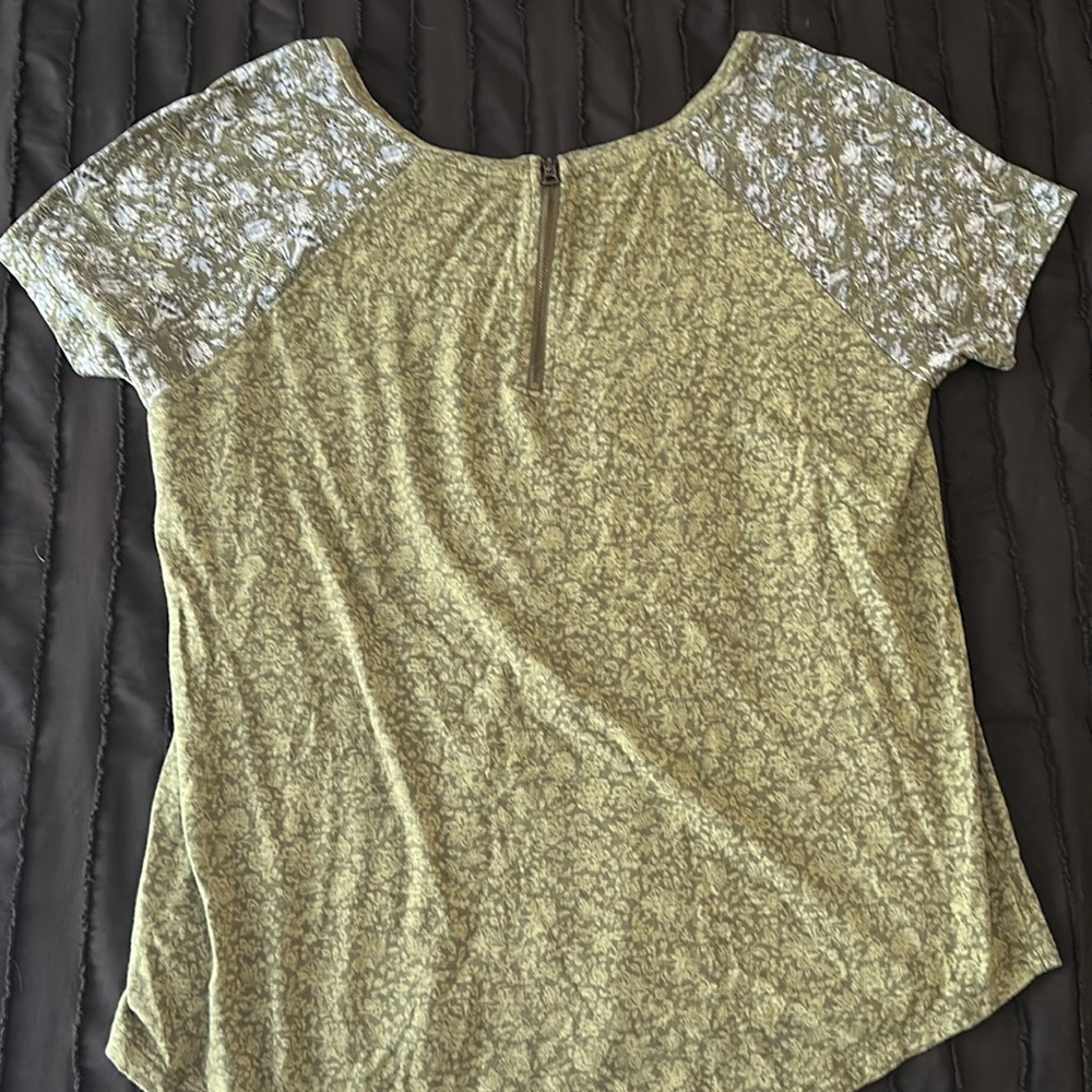 Lucky Brand Green Floral Women's Top - Picture 3 of 8